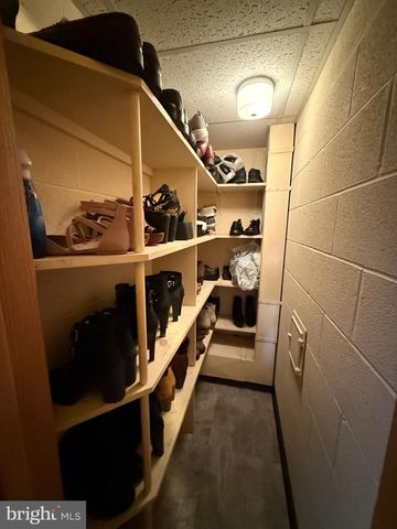 4921 5TH, Altoona, PA 16602