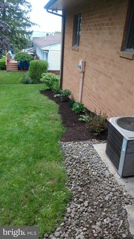 4921 5TH, Altoona, PA 16602