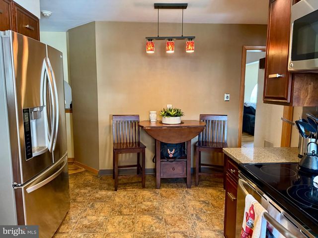 4921 5TH, Altoona, PA 16602