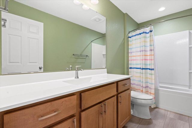 S86W34804 Knoll ROAD, Eagle, WI 53119
