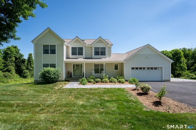 4 Fleetwood Lane, Brookfield, CT 06804