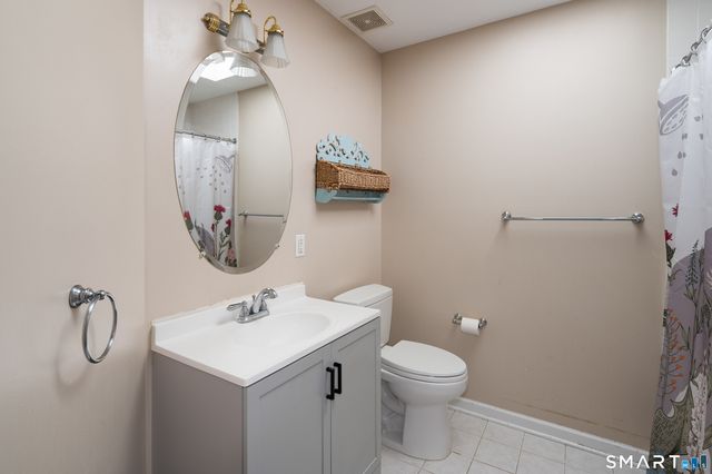 4 Fleetwood Lane, Brookfield, CT 06804