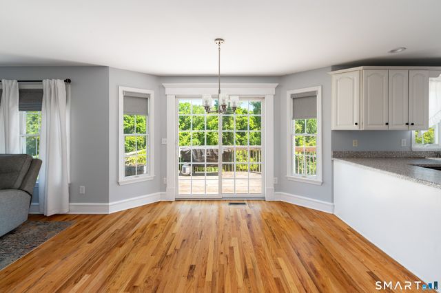 4 Fleetwood Lane, Brookfield, CT 06804