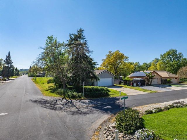 19159 Yar Place, Cottonwood, CA 96022