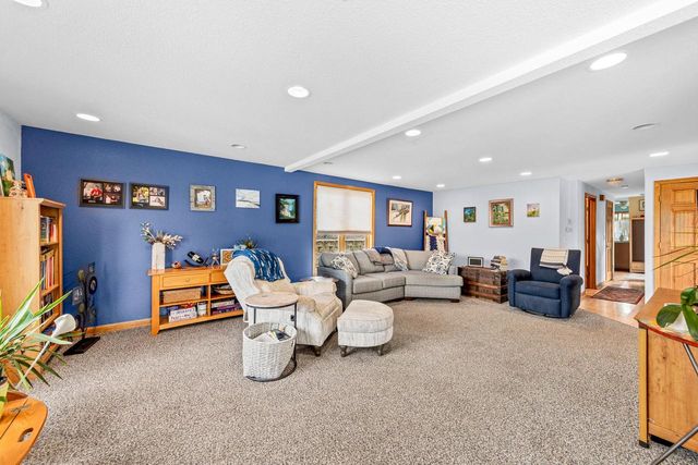 W186S7577 Kingston DRIVE, Muskego, WI 53150