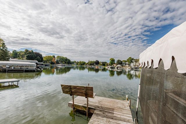 W186S7577 Kingston DRIVE, Muskego, WI 53150