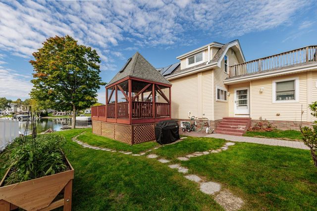 W186S7577 Kingston DRIVE, Muskego, WI 53150