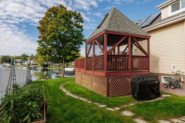 W186S7577 Kingston DRIVE, Muskego, WI 53150