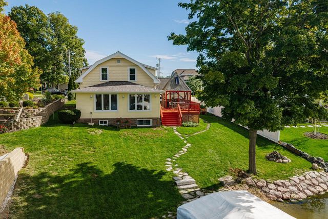 W186S7577 Kingston DRIVE, Muskego, WI 53150