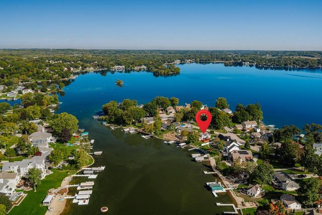 W186S7577 Kingston DRIVE, Muskego, WI 53150