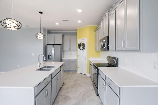 8700 PACIFIC DUNES DRIVE, Davenport, FL 33896