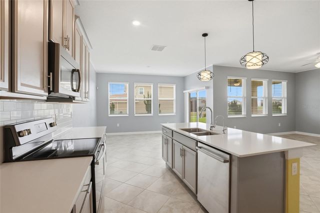 8700 PACIFIC DUNES DRIVE, Davenport, FL 33896