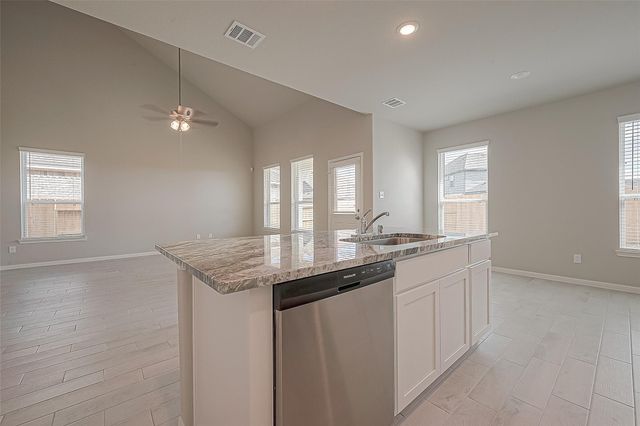 2923 Copper Falls Drive, Iowa Colony, TX 77583