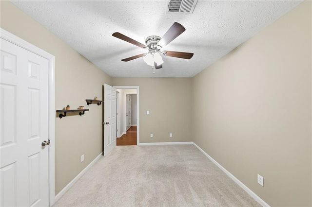 685 Hunters Creek Lane, Lawrenceville, GA 30043