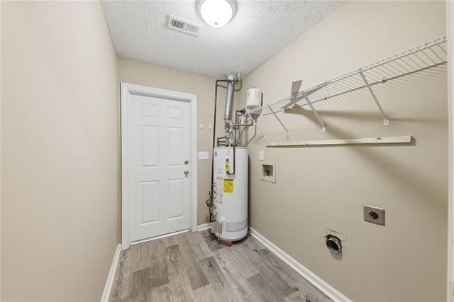 685 Hunters Creek Lane, Lawrenceville, GA 30043