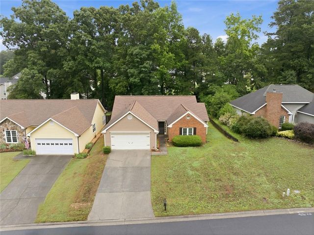 685 Hunters Creek Lane, Lawrenceville, GA 30043