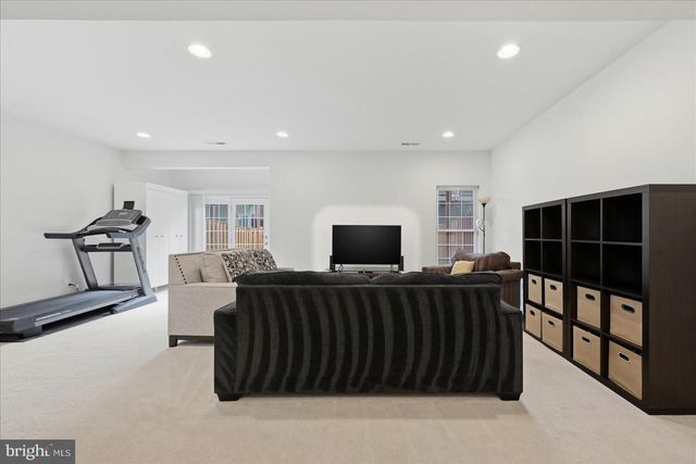 25176 WHIPPOORWILL TER, Chantilly, VA 20152