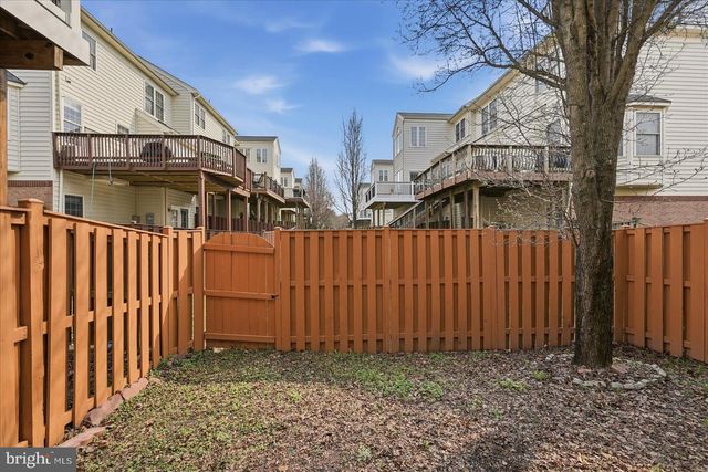 25176 WHIPPOORWILL TER, Chantilly, VA 20152