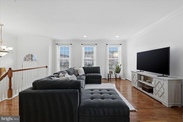 25176 WHIPPOORWILL TER, Chantilly, VA 20152