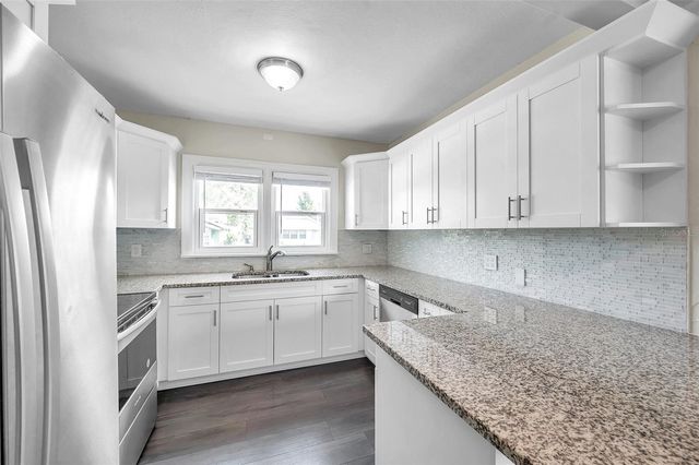 4000 10TH AVENUE N, St Petersburg, FL 33713