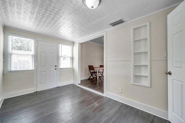 4000 10TH AVENUE N, St Petersburg, FL 33713