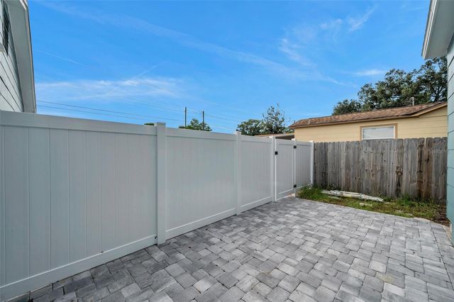 4000 10TH AVENUE N, St Petersburg, FL 33713