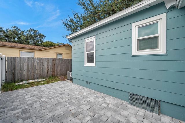 4000 10TH AVENUE N, St Petersburg, FL 33713