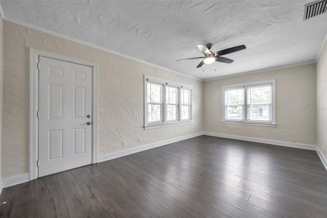 4000 10TH AVENUE N, St Petersburg, FL 33713