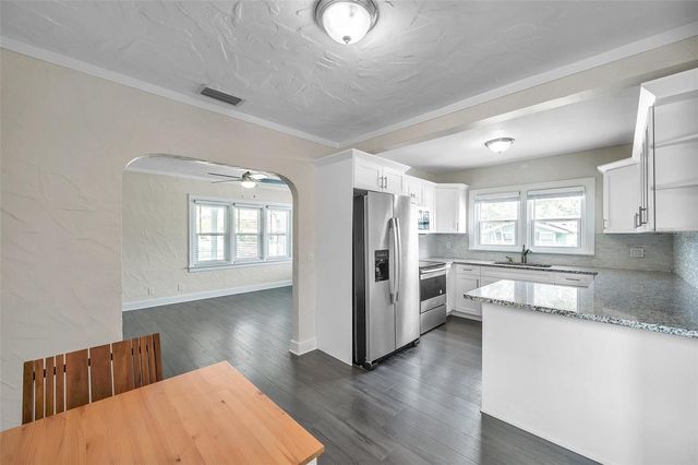 4000 10TH AVENUE N, St Petersburg, FL 33713