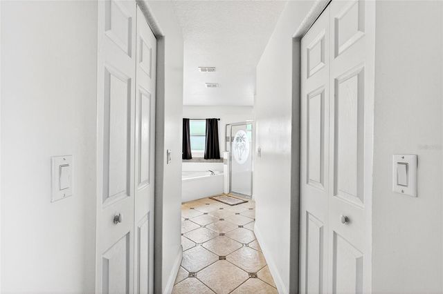 9576 SW 53RD CIRCLE, Ocala, FL 34476