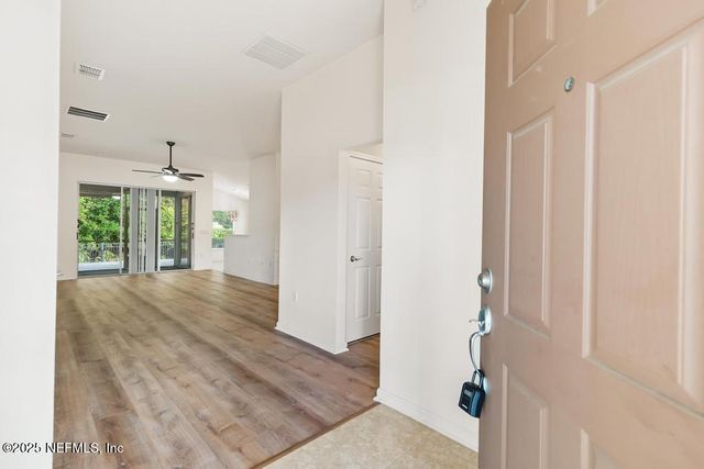 9080 SWEET TREE Trail, Jacksonville, FL 32256