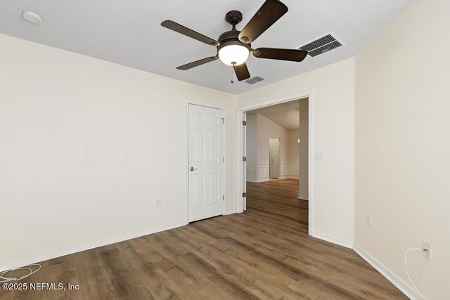 9080 SWEET TREE Trail, Jacksonville, FL 32256