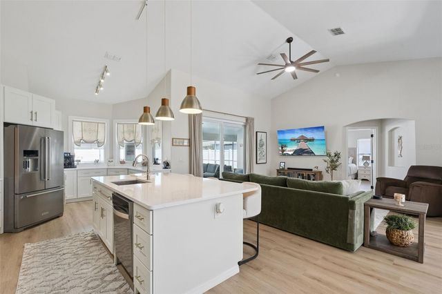 3215 COUNTRYSIDE VIEW DR, St Cloud, FL 34772