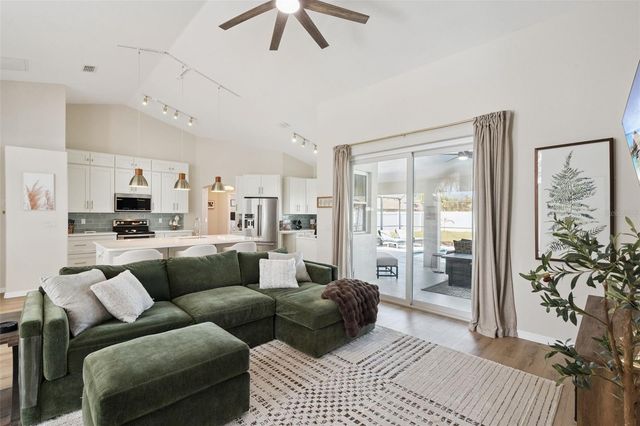 3215 COUNTRYSIDE VIEW DR, St Cloud, FL 34772