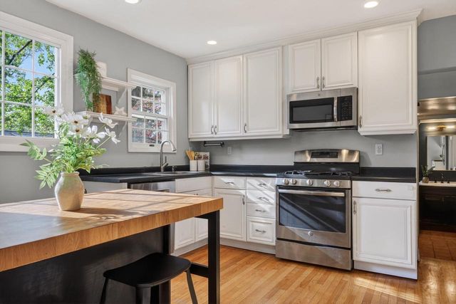 131 Kensington Drive, Madison, WI 53704