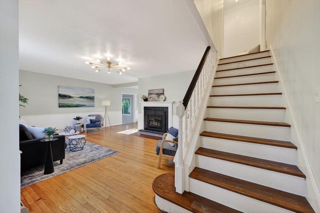 131 Kensington Drive, Madison, WI 53704