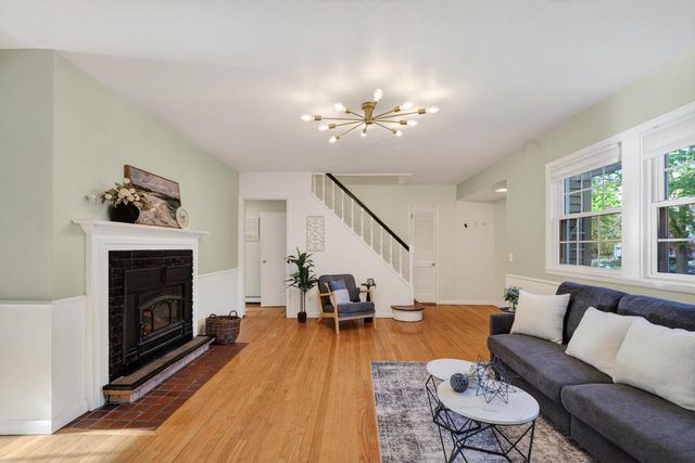 131 Kensington Drive, Madison, WI 53704