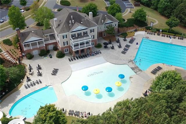 204 Village Overlook J2, Canton, GA 30114