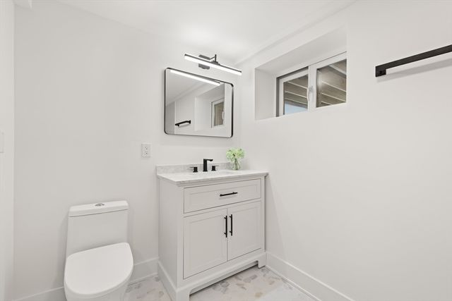 61 Meadowbrook Road, Carlisle, MA 01741