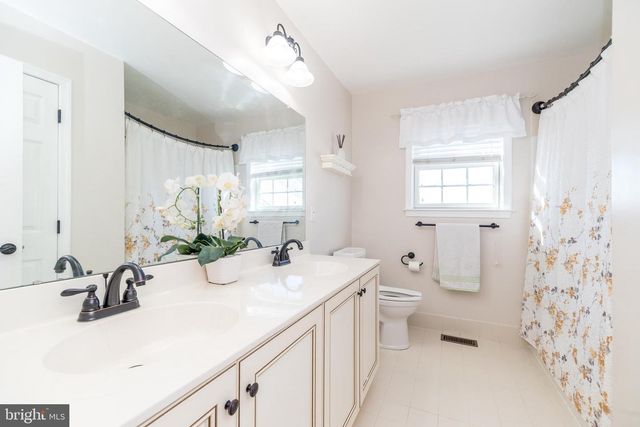 2611 BRIDLE PATH RD, East Norriton, PA 19403