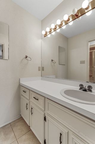 2800 Shady Grove Drive, Bedford, TX 76021