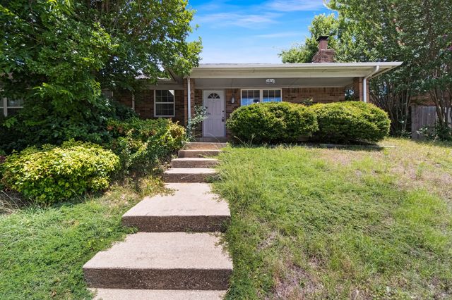 2800 Shady Grove Drive, Bedford, TX 76021