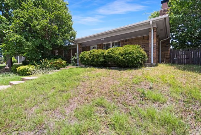 2800 Shady Grove Drive, Bedford, TX 76021