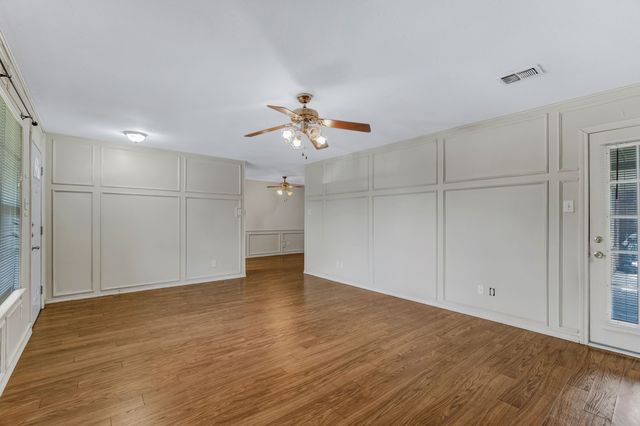 2800 Shady Grove Drive, Bedford, TX 76021