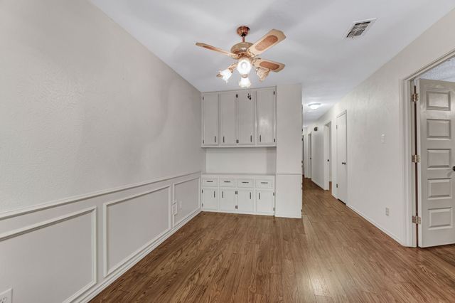 2800 Shady Grove Drive, Bedford, TX 76021