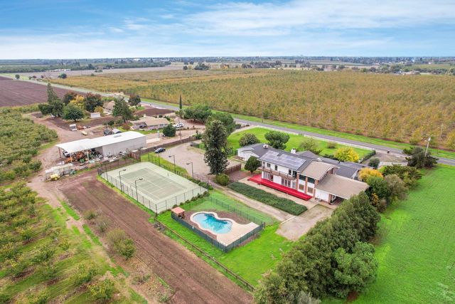 5766 N Alpine Rd, Stockton, CA 95215