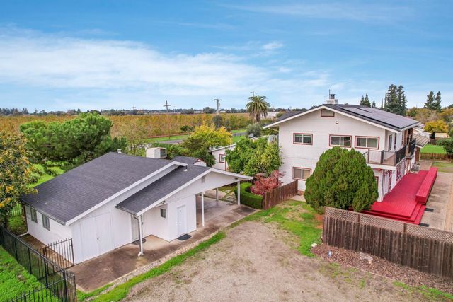 5766 N Alpine Rd, Stockton, CA 95215