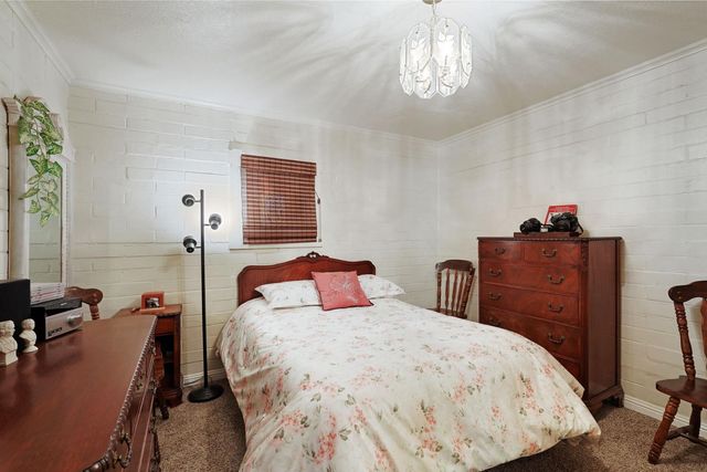 5766 N Alpine Rd, Stockton, CA 95215