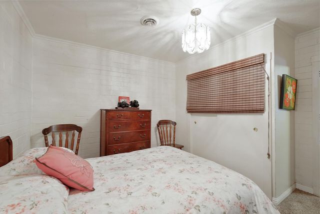 5766 N Alpine Rd, Stockton, CA 95215