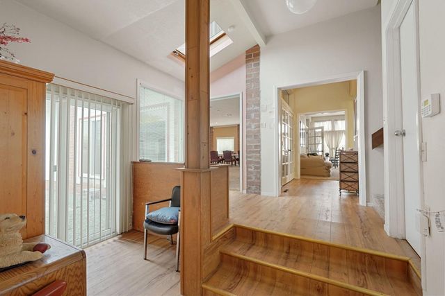 5766 N Alpine Rd, Stockton, CA 95215